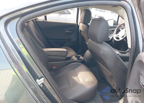 2013 Chevrolet Volt из США, поврежденный, VIN 1G1RB6E47DU145589